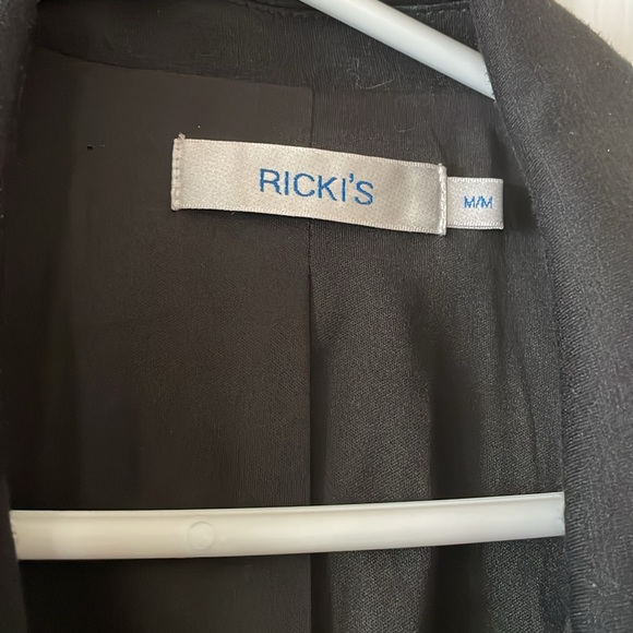 Discontinued Ricki’s 3/4 ruched sleeve blazer black - Picture 5 of 9